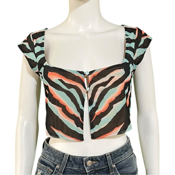 AFRM Teal Zebra Placement Nylah Two Button Cap Sleeve Crop Top, M - Picture 6 of 9